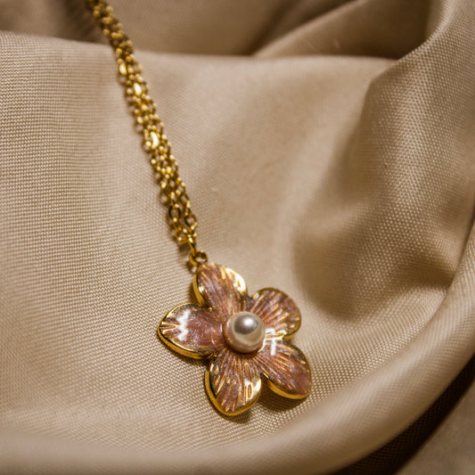 Collier pendentif fleur