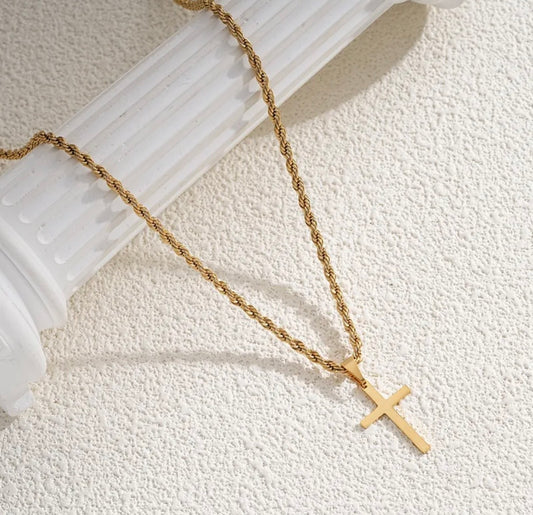 Collier croix acier inoxydable